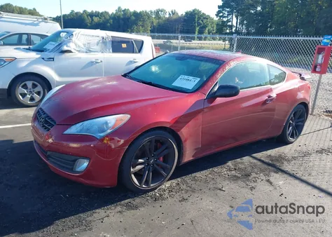 2010 Hyundai Genesis 2.0T Track z USA, uszkodzony, nr VIN KMHHT6KDXAU041609